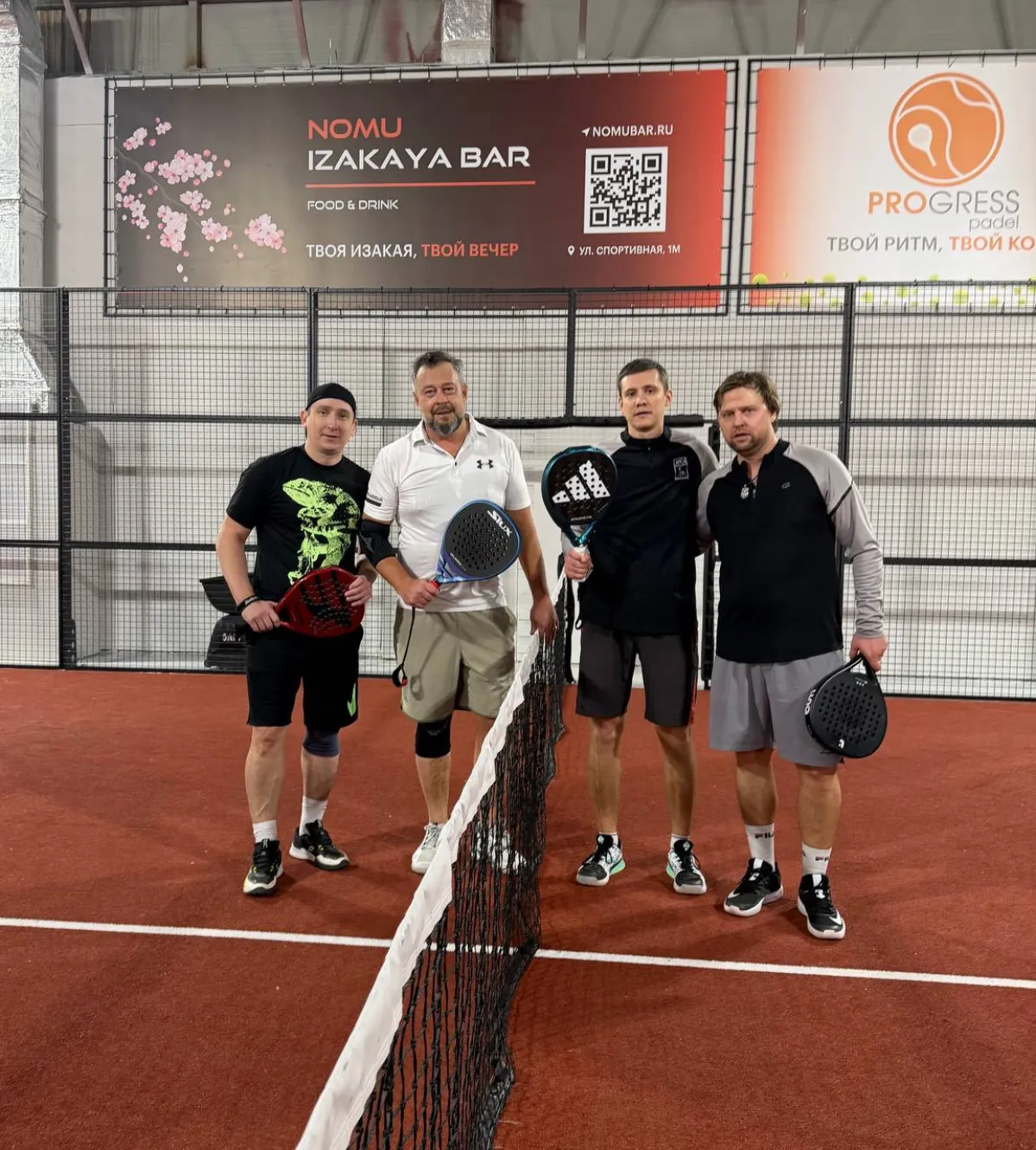 Матч на корте Progress Padel
